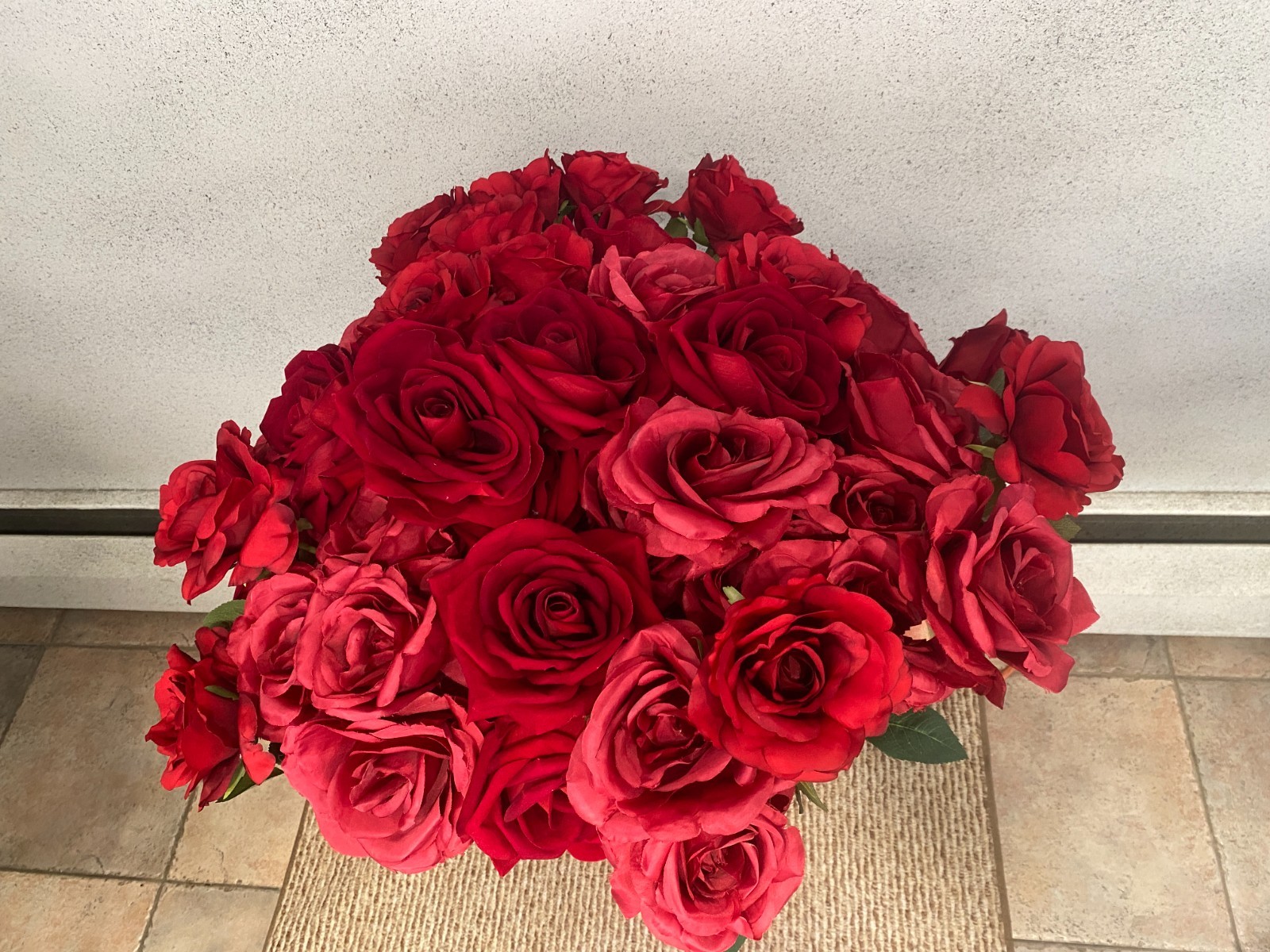 Ashland Faux Red Roses Lot x40 Full Stem + 8 Cut Stems Silk Flowers Wedding DIY