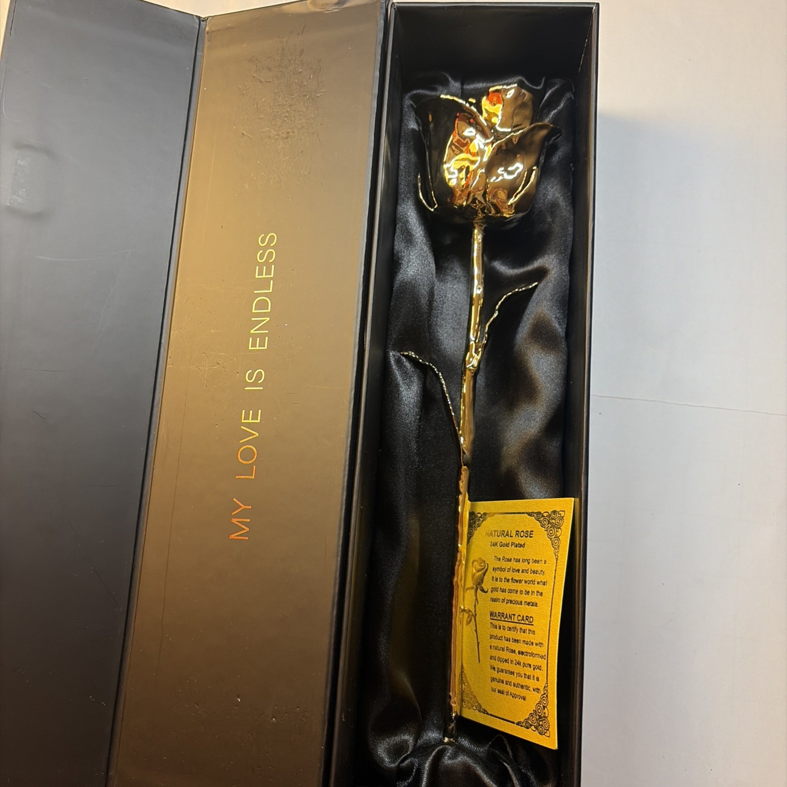 Golden Rose 24kt Forever is an iconic luxury gift