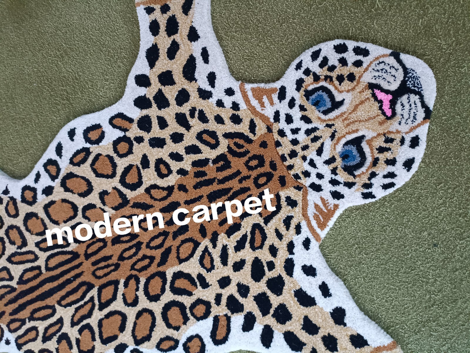 Leopard Rugs 3×5 Feet Handmade 100% Woolen Hand Tufted For Home Decoration