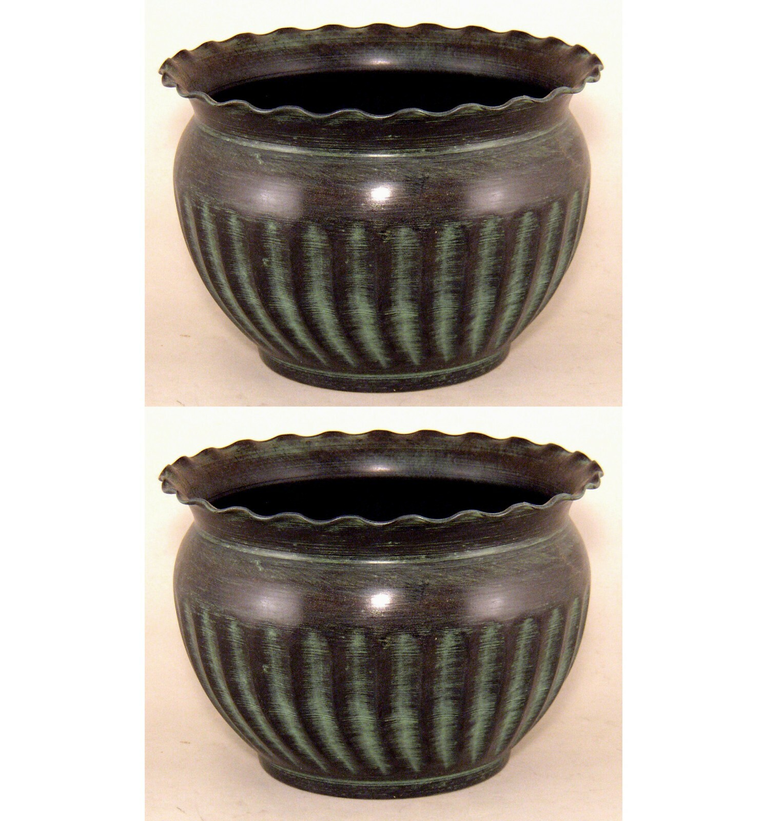 Planter Container Green Wavy Rim Fluted Surface 8.5″Dia 6″High Set of 2