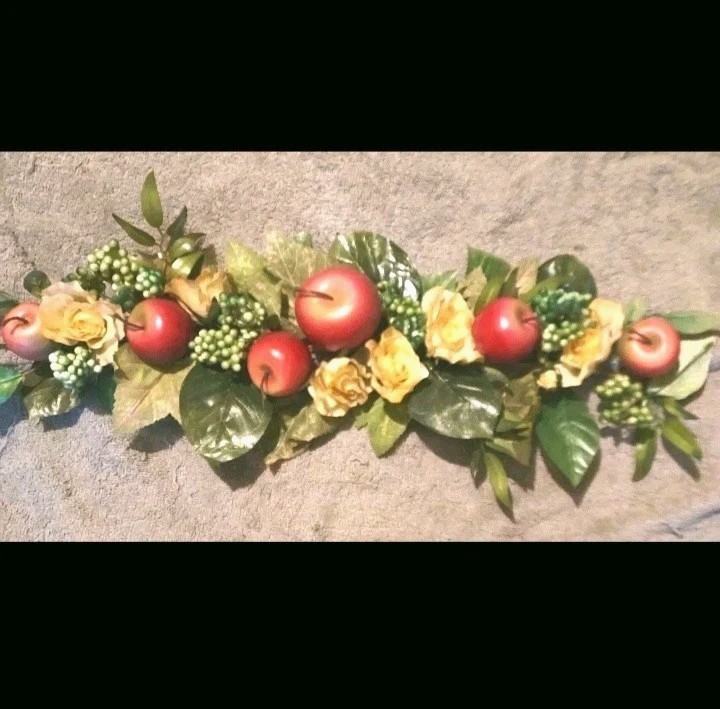 Vtg Floral Fruit Apple Swag Hanging Vine Roses Kitchen Farm Cottage 25 In READ