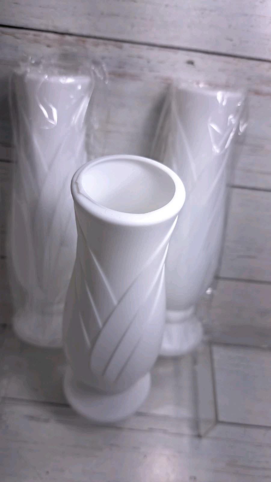 10 Pack Composite Plastic Flower Vases Bulk White Small Boho Floral Vases for…