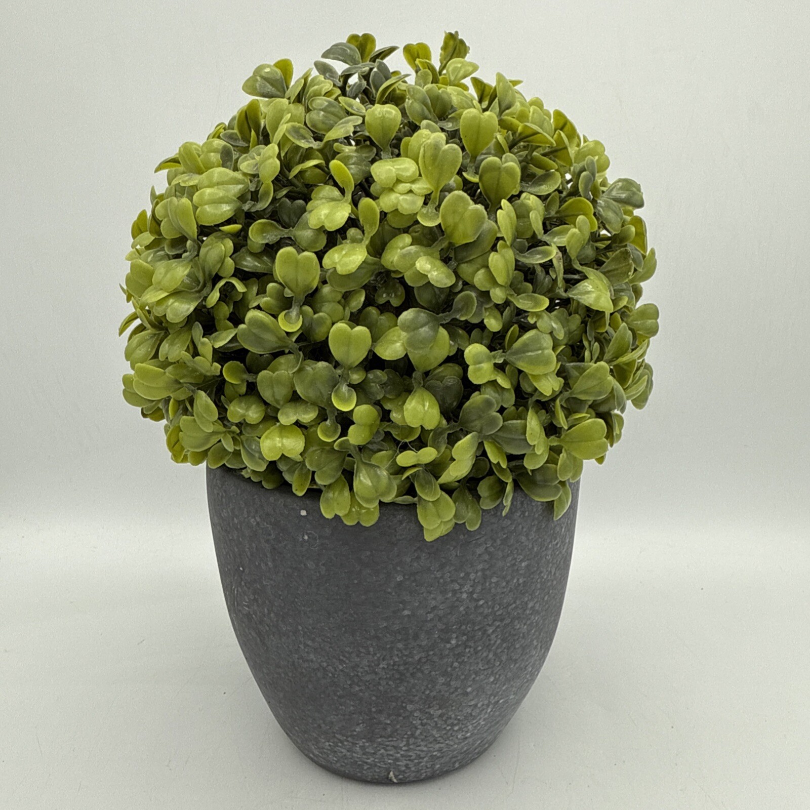 Vintage Topiary Green & Gray Potted Boxwood Decoration Plastic Artificial Plant