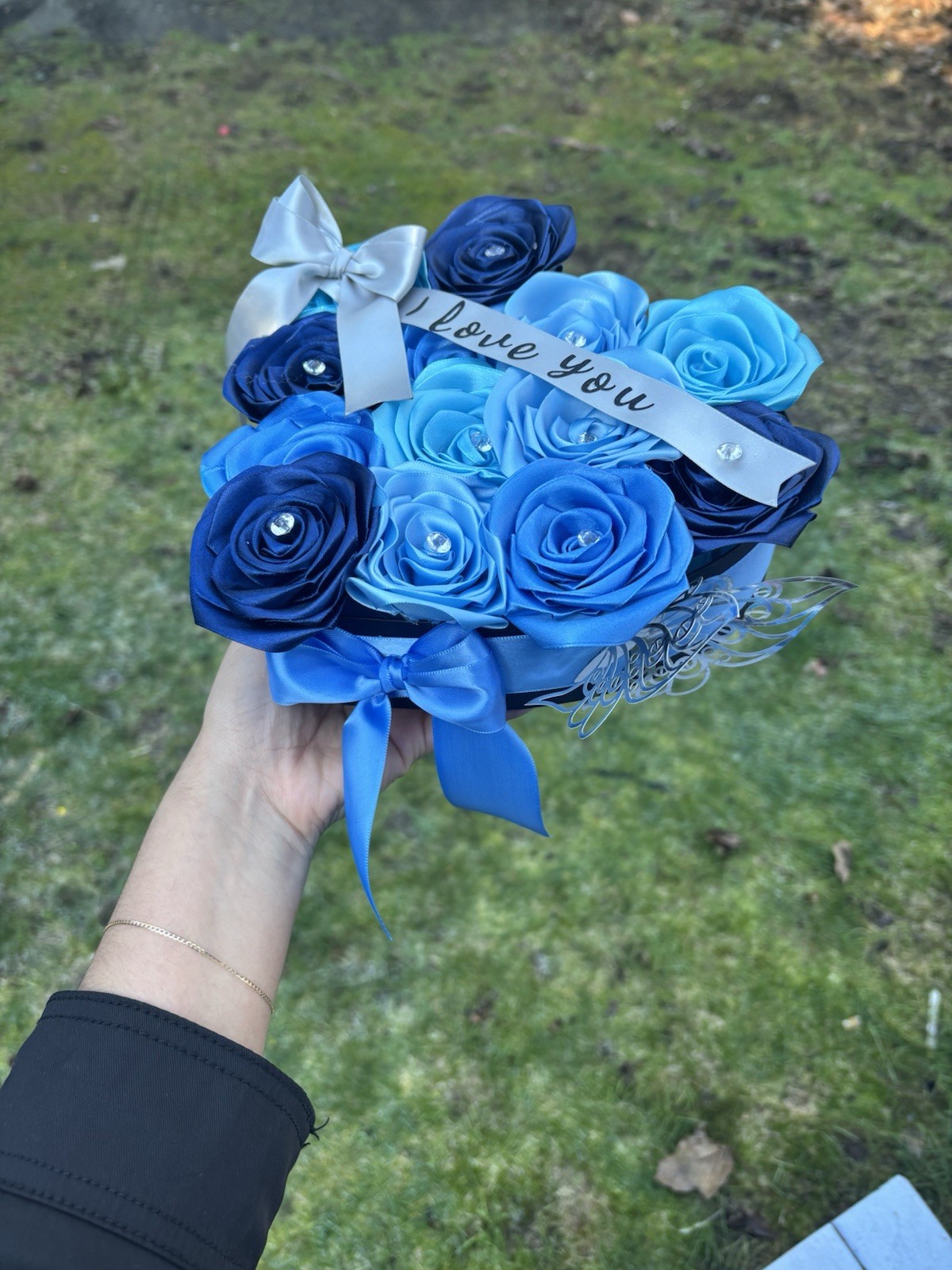 Blue Heart-Shaped Artificial Rose Flower Arrangement with ‘Love You’ Ribbon