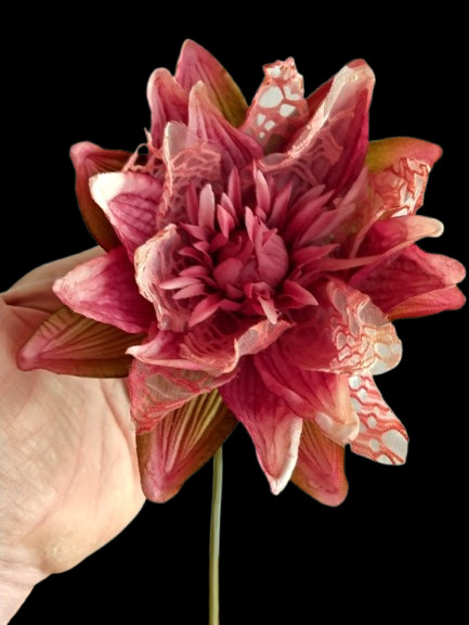 Natural Feel lotus flower stem MAUVE