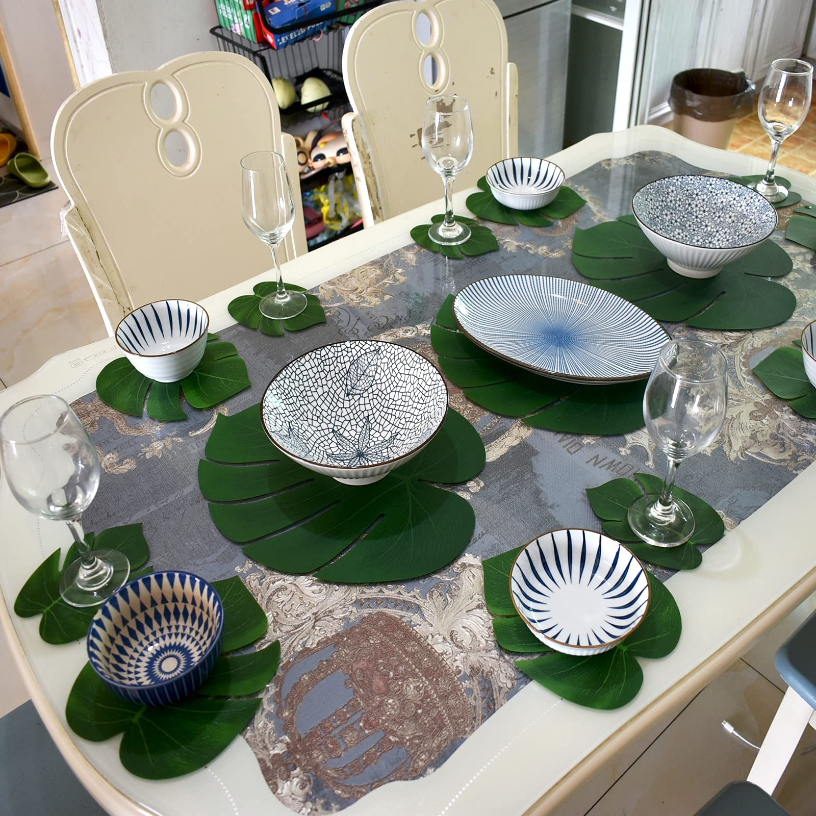 30 PCS Tropical Artificial Palm Leaves Monstera Party Decoration