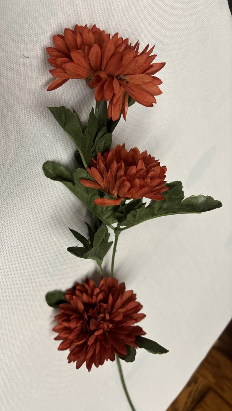 SILK RUST MUM 3 1/8″” FLOWER X 3 -STEM 19 1/2″