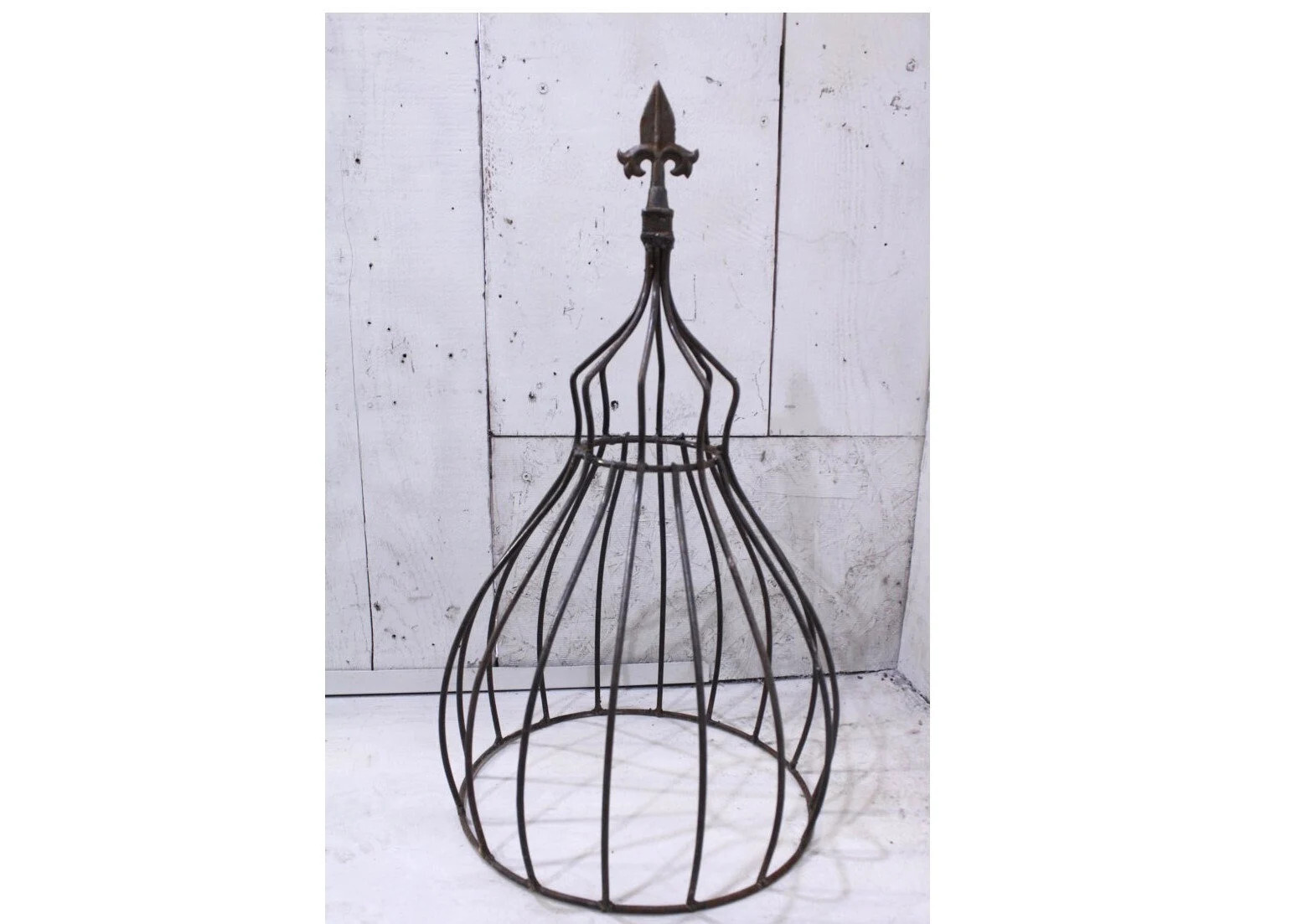 Medium 22″ Egyptian Topiary Trellis, Plant Climber Wrought Iron