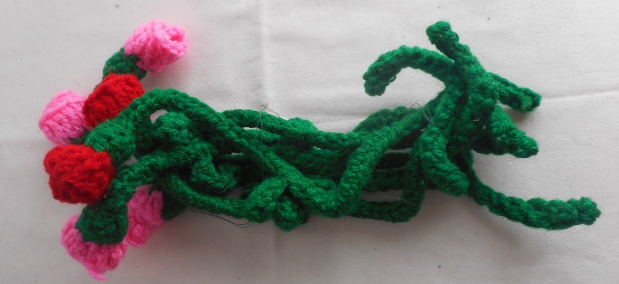 6 HANDMADE Knit CROCHET Long GREEN Stem Flower FLORAL Décor BOUQUET 12″ long