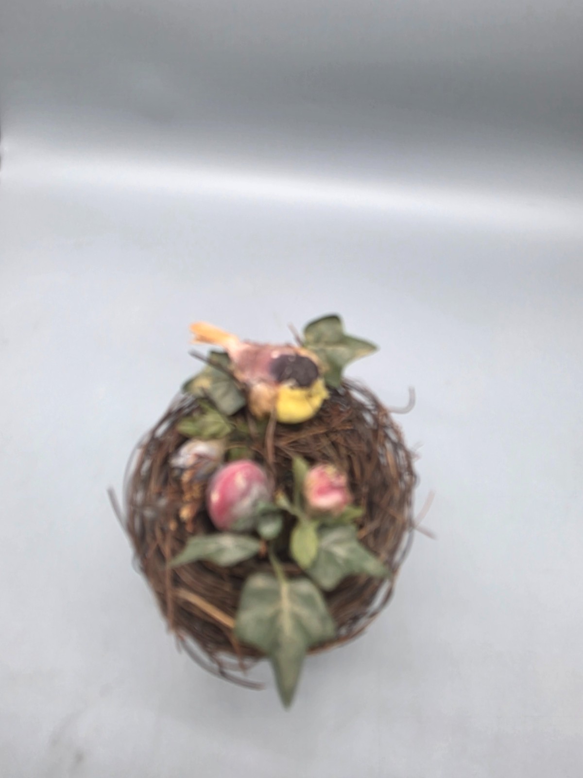 5″ Bird Nest Floral for decorative purposes