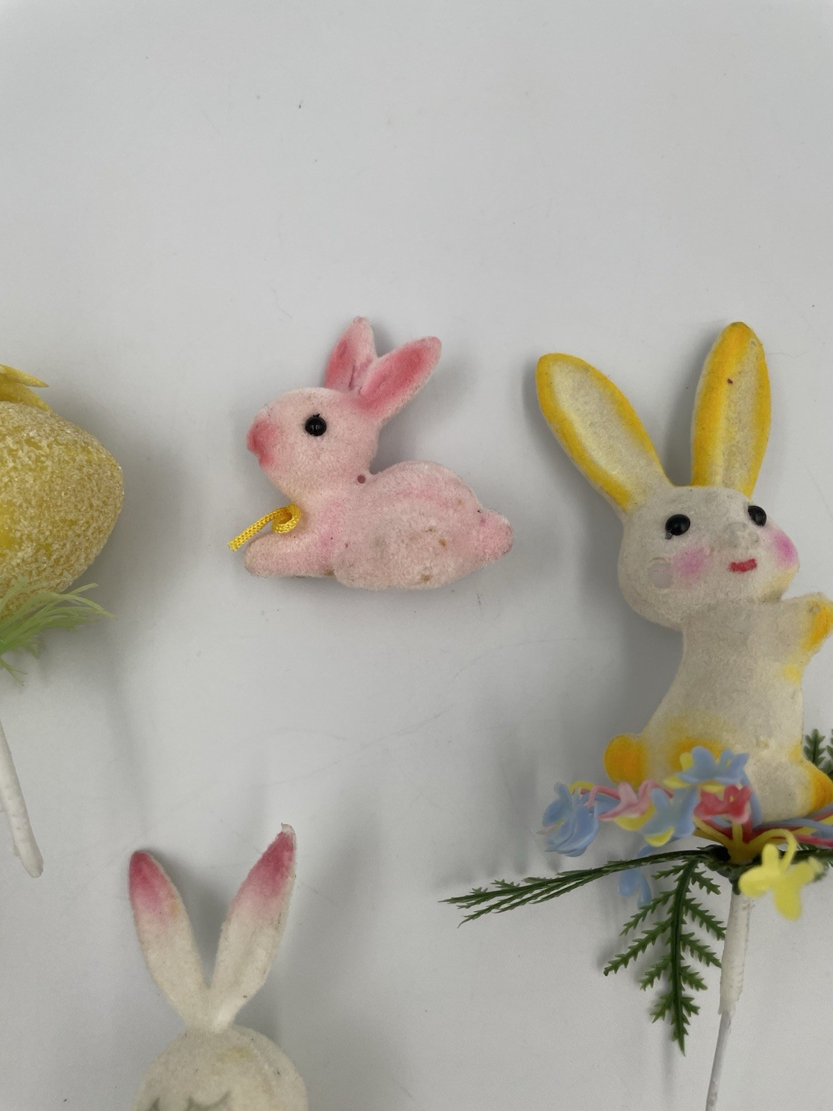 5 VTG Lot Flocked Easter Bunny Rabbit, Egg, Floral Pick Plastic Decoration A20