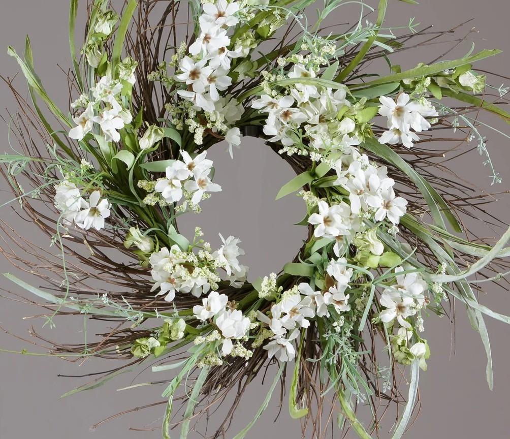 Floral Wreath 22 inch White Flowers Grapevine Twigs Artificial Greenery