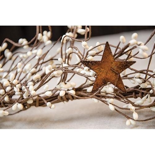 Ivory Pip Berry with Rusty Stars Garland 40″