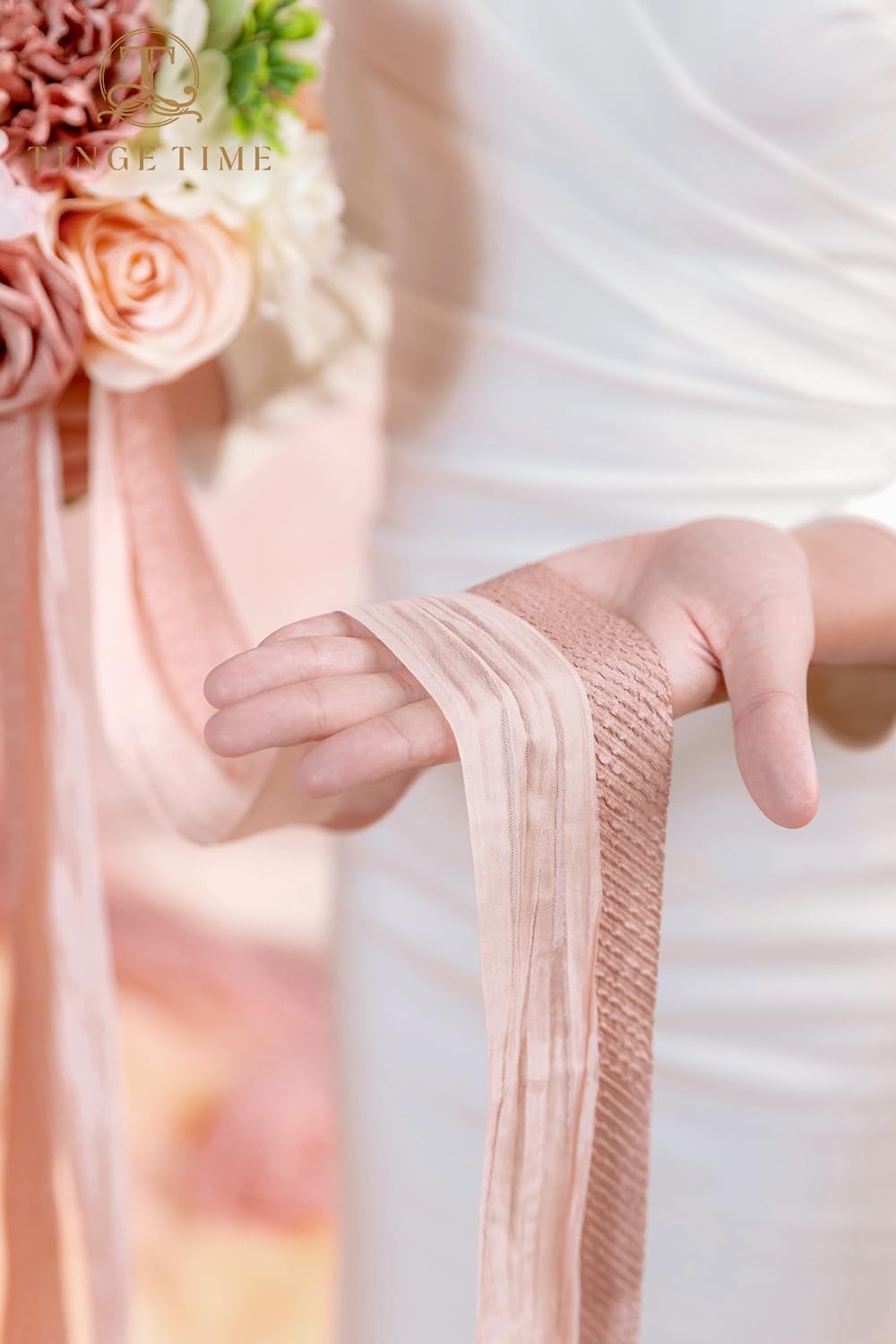 9 inch Bridal Bouquets for Bride, Artificial Silk Flowers Tossing Bouquet, Br…