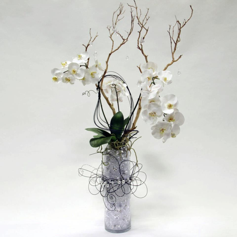 Clear gel marbles that expand in water 4oz makes 3 galllons floral vase filler