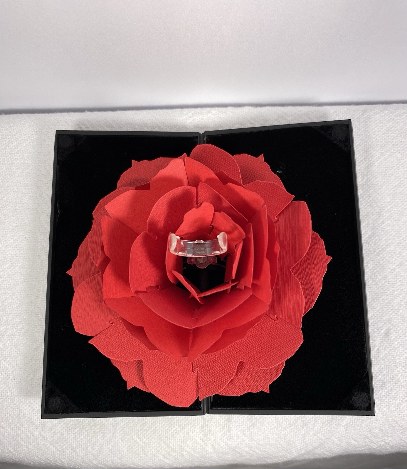 Ring Holder Red Rose 3D Black Case 5 Inch New