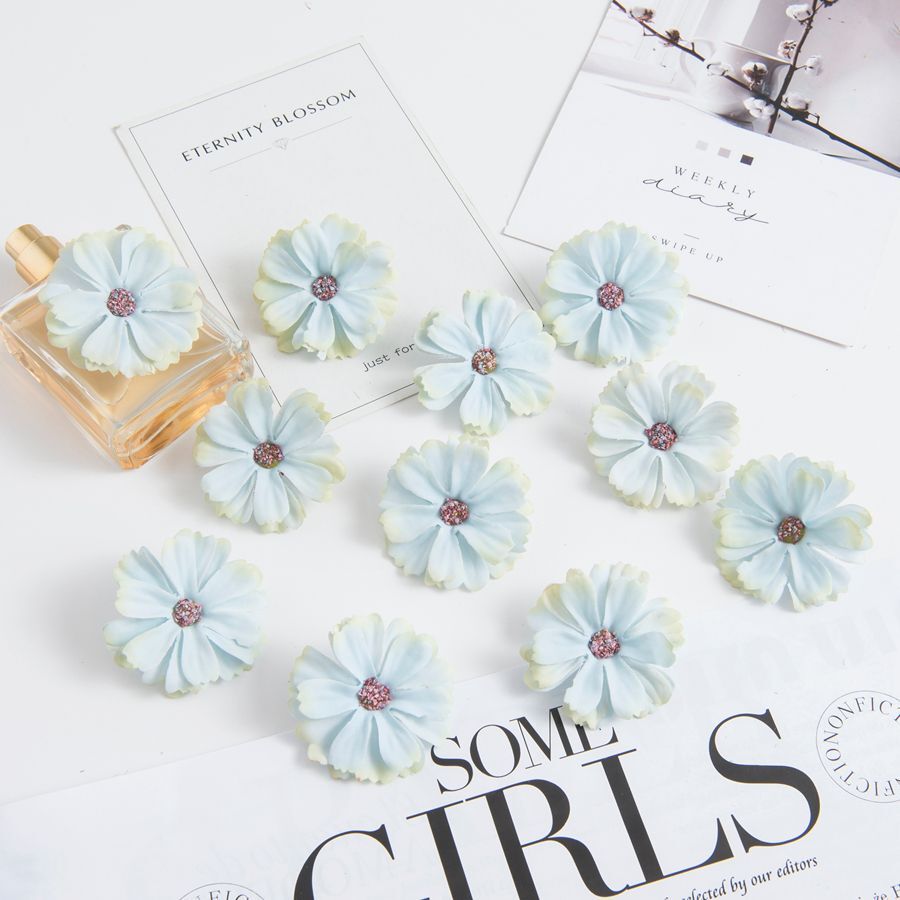 50PCS Artificial Flower Plastic Daisy Head Wedding Home Craft DIY Art Decoration