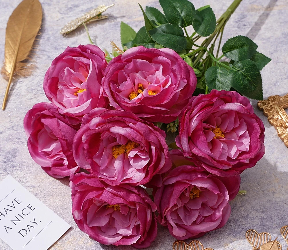 Austin Roses Bouquet 17″ x 9″