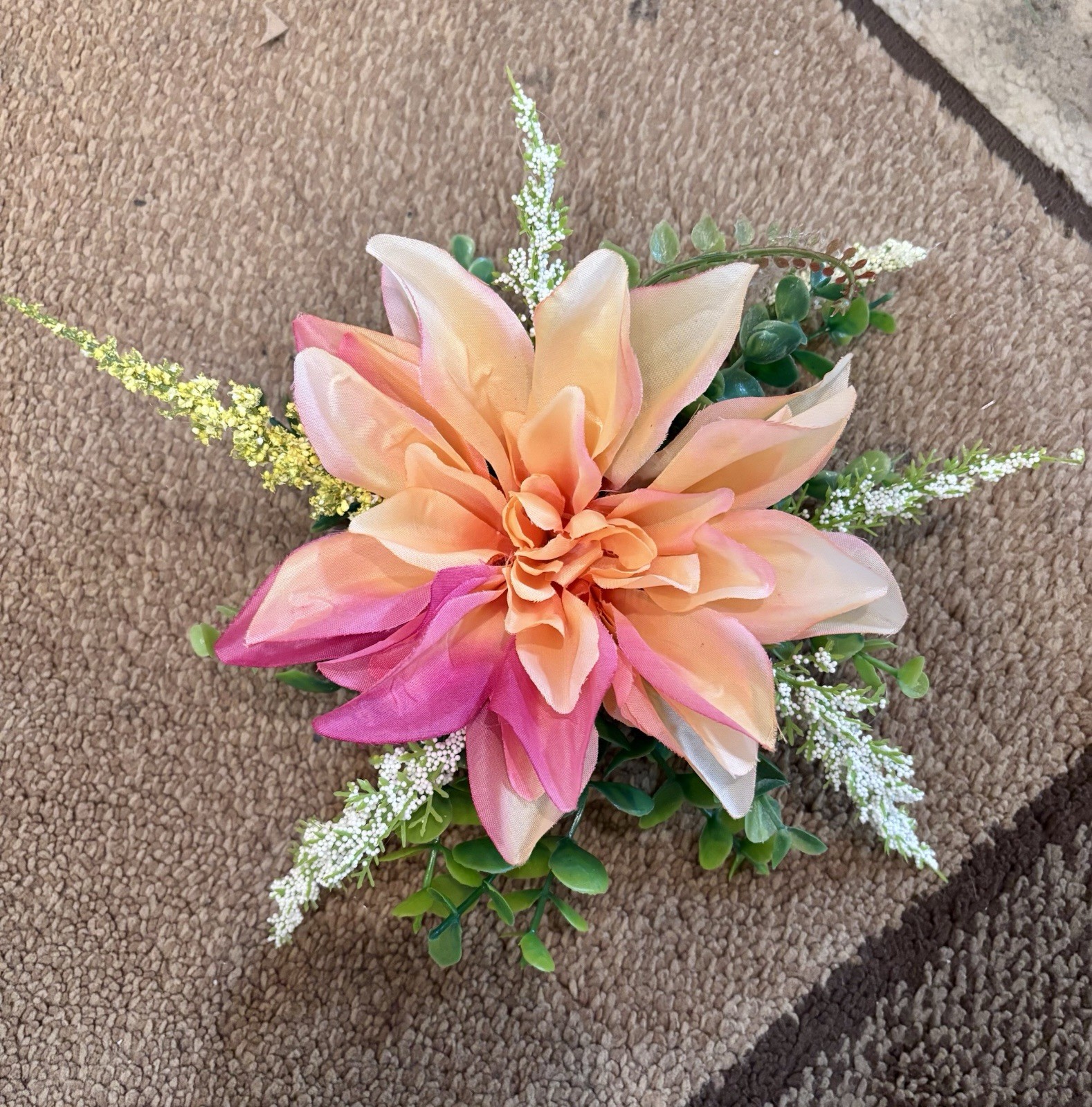 Huge Lot Handmade Floral Decor Home Party Shower bouquets Corsages Wildflowers