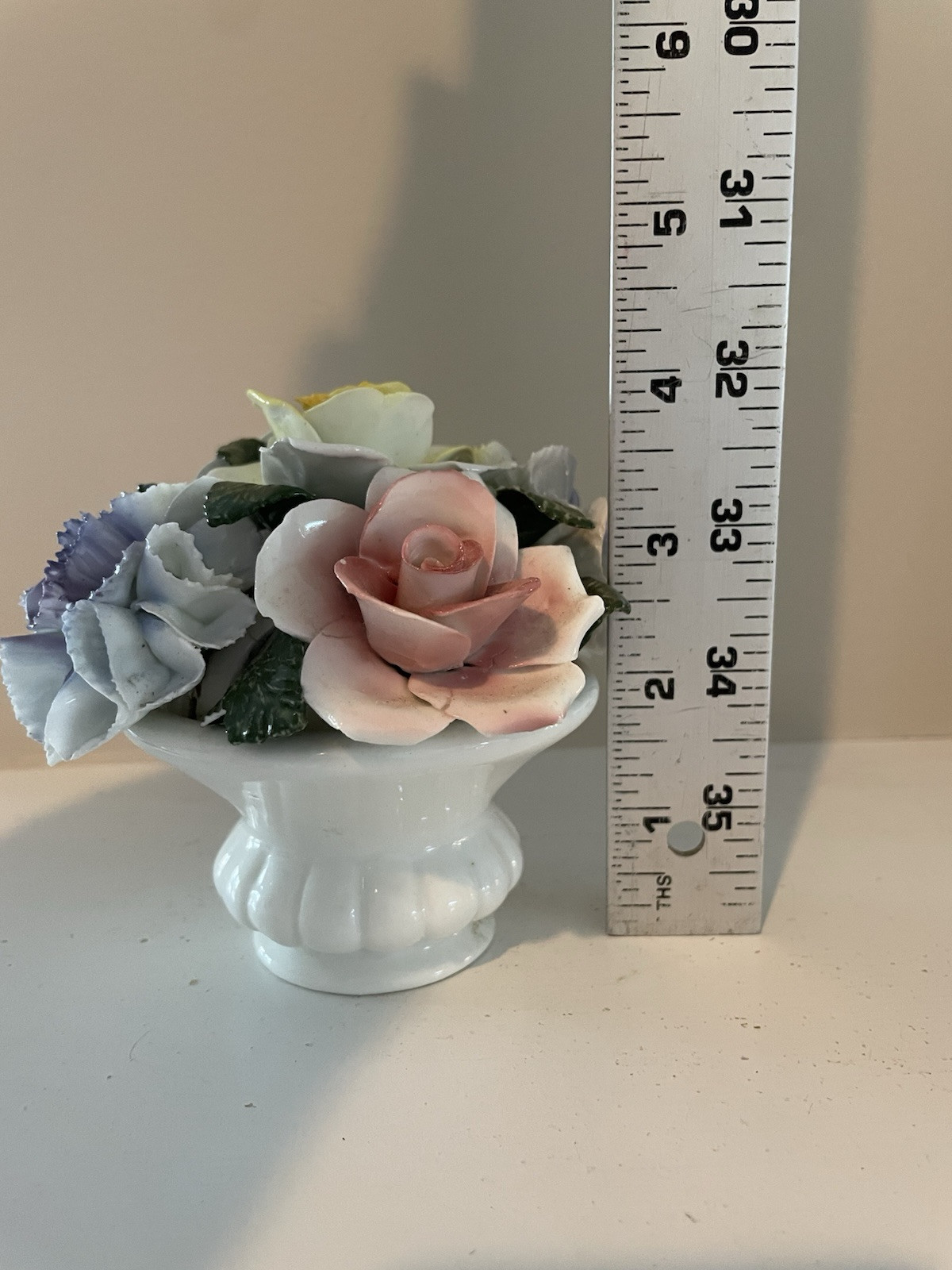 ViTG Royal Kendall Fine Bone China Flower Bouquet Basket Pink Yellow & Blue