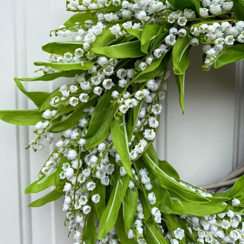 35cm 40cm Handmade Style Lily of the Valley Wreath with Berries Plastic Decor