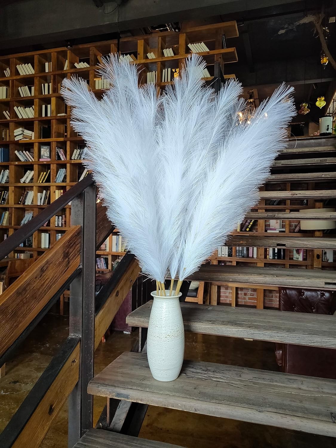 Timeless Faux White Pampas Grass 43.3” – Shed-Resistant 8pcs Floral Arrangement