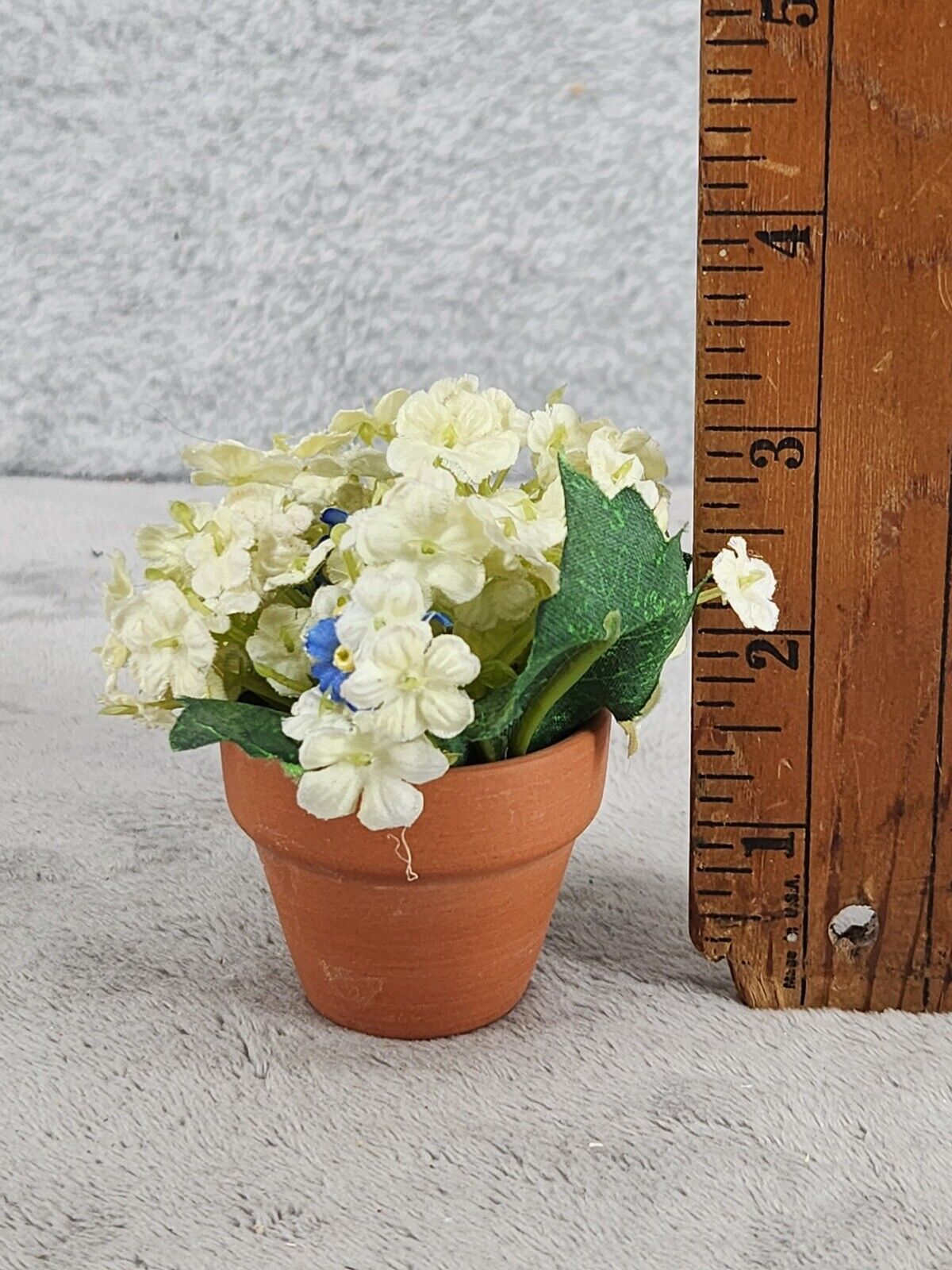 Cute Small Artificial Hydrangea Flowers In Mini Flower Pot 3″ Tall
