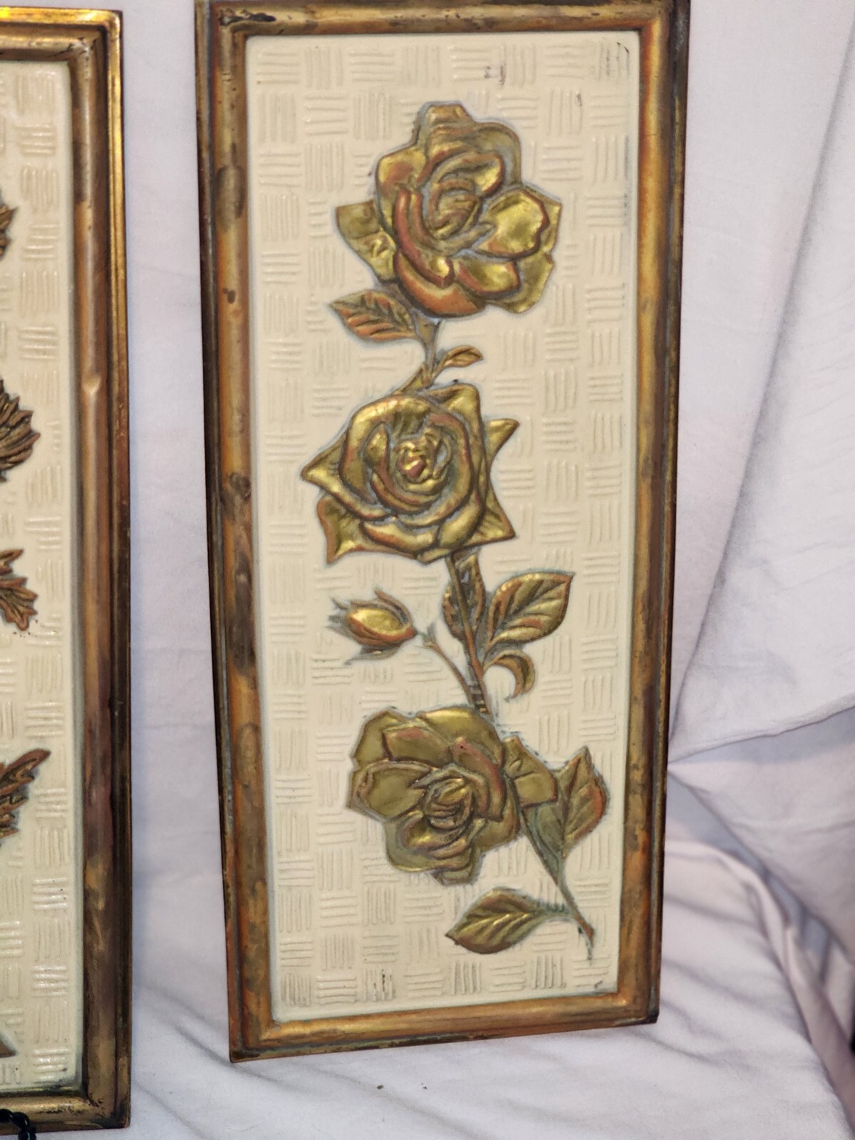 3 Vtg Metal Wall Plaques Brass & Yellow In Relief Floral Elpec England