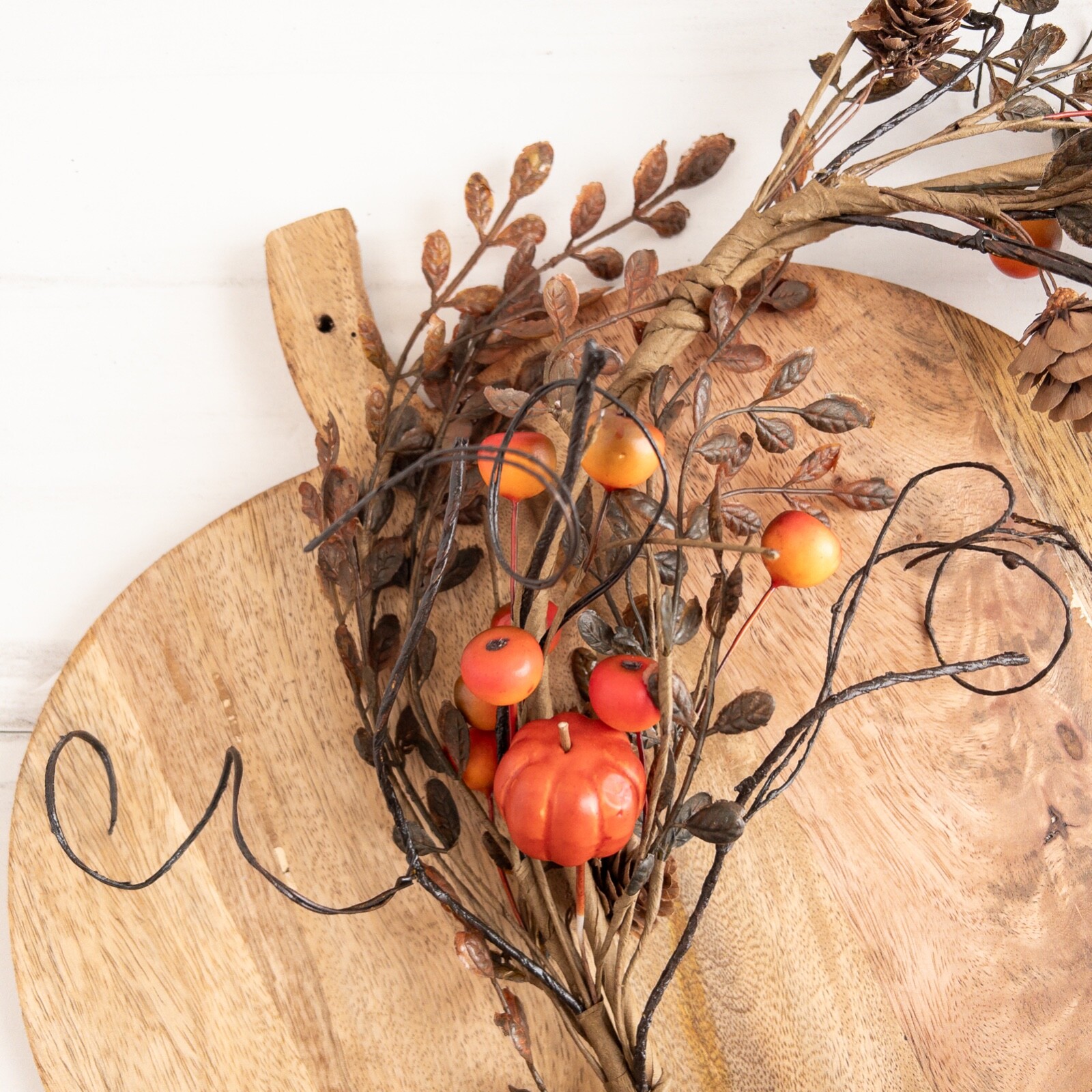 Pumpkin & Berry Garland 48″ Long Autumn Fall Floral Halloween