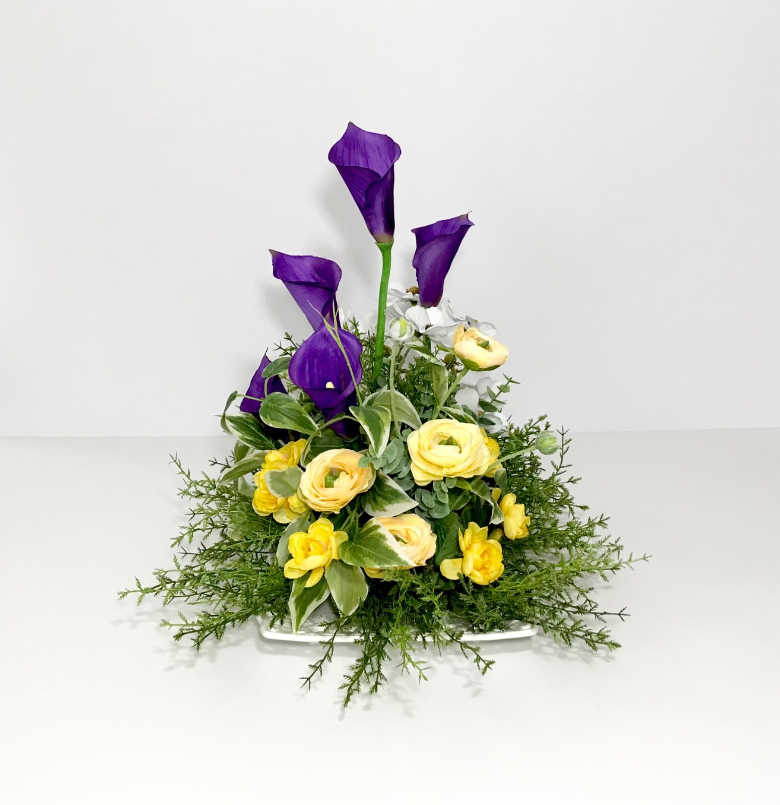 PURPLE CALLA LILIES WHITE YELLOW FLOWERS CENTERPIECE ARRANGEMENT DECORATION NEW