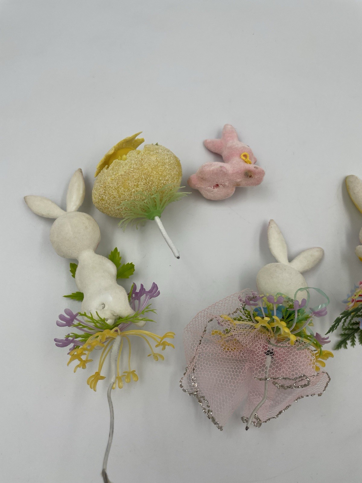5 VTG Lot Flocked Easter Bunny Rabbit, Egg, Floral Pick Plastic Decoration A20