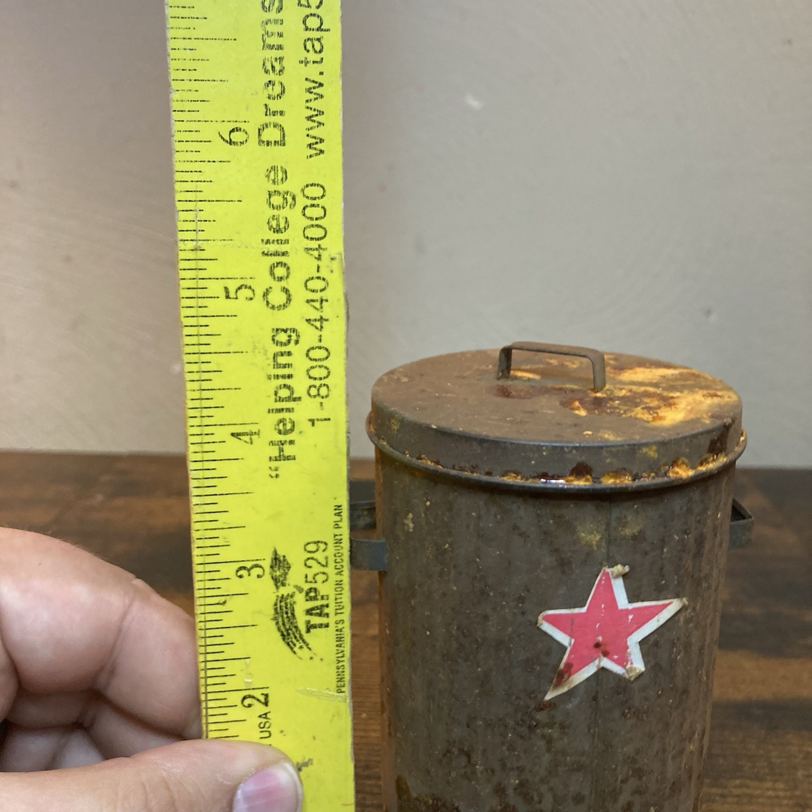 Vtg Mini Metal Trash Can Red Star Rustic Primitive Garden Decor Farmhouse 1:6 Sc