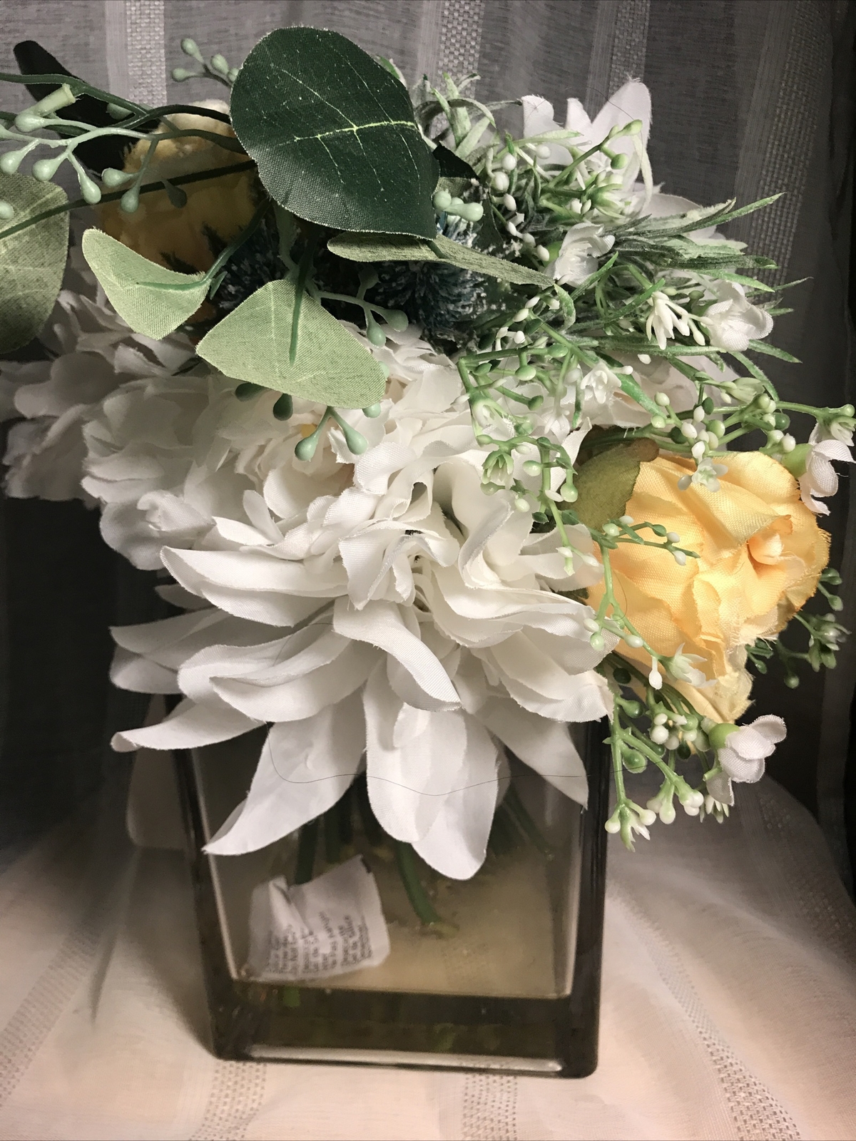 Faux Flower Centerpiece Glass Vase NWT White Yellow Green Beautiful Floral Decor