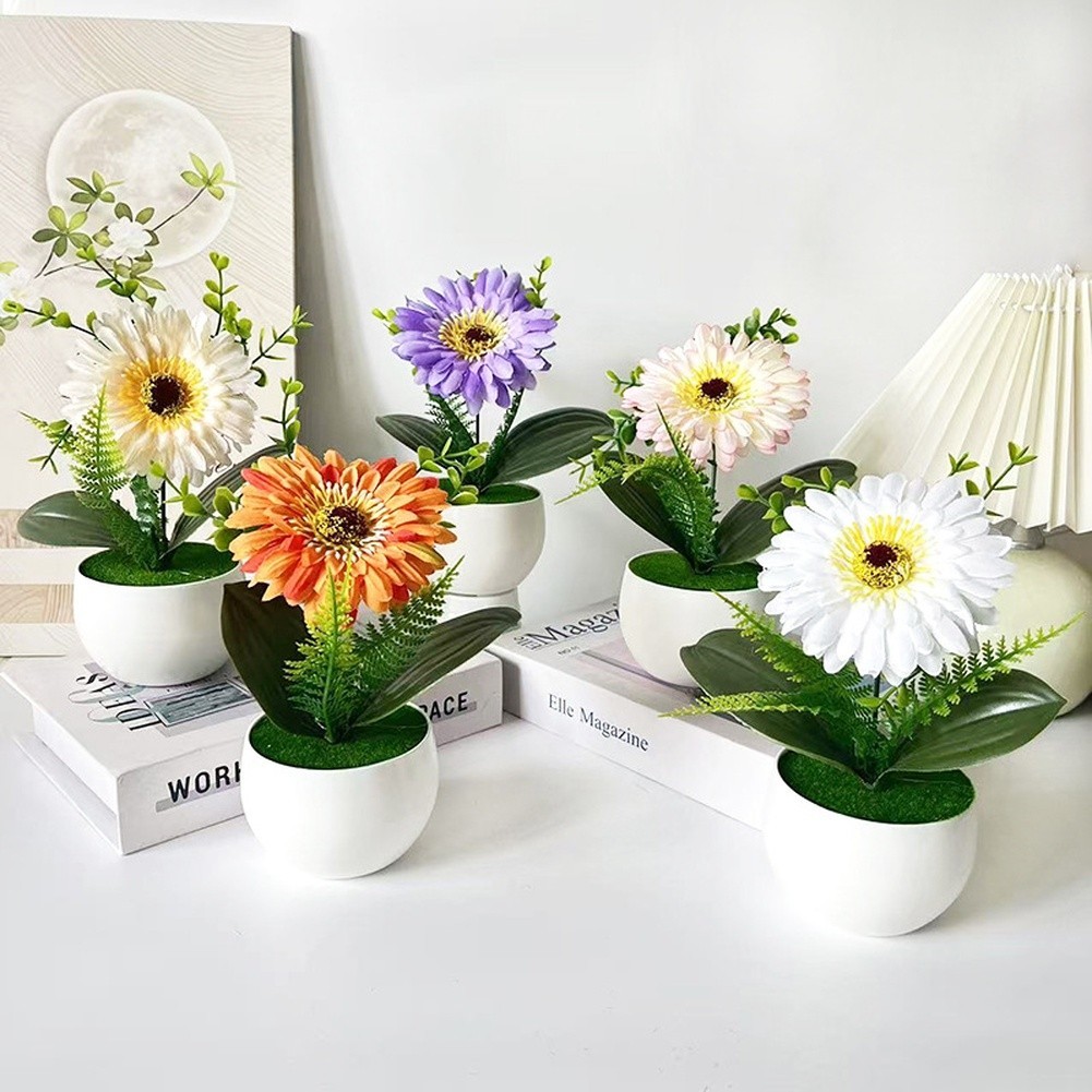 White Pot Faux Gerbera Daisy 19 cm Lifelike Plastic Flower Indoor Decor
