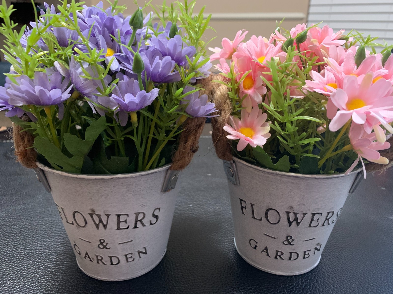 Artificial Daisy Flowers in Metal Pot Fake Pink Daisies Potted Plant Home Decor