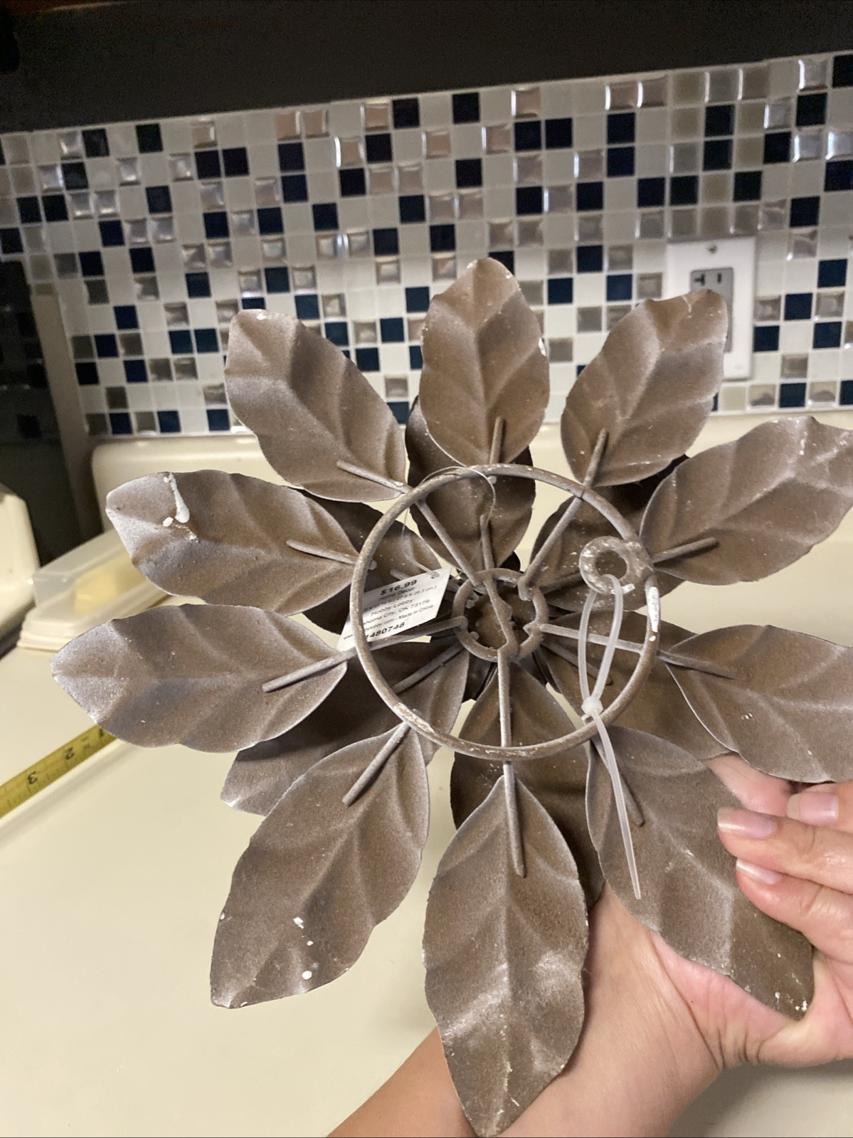 Shabby Chic Farmhouse Galvanized Distressed Metal Wood Flower Rustic Wall Decor
