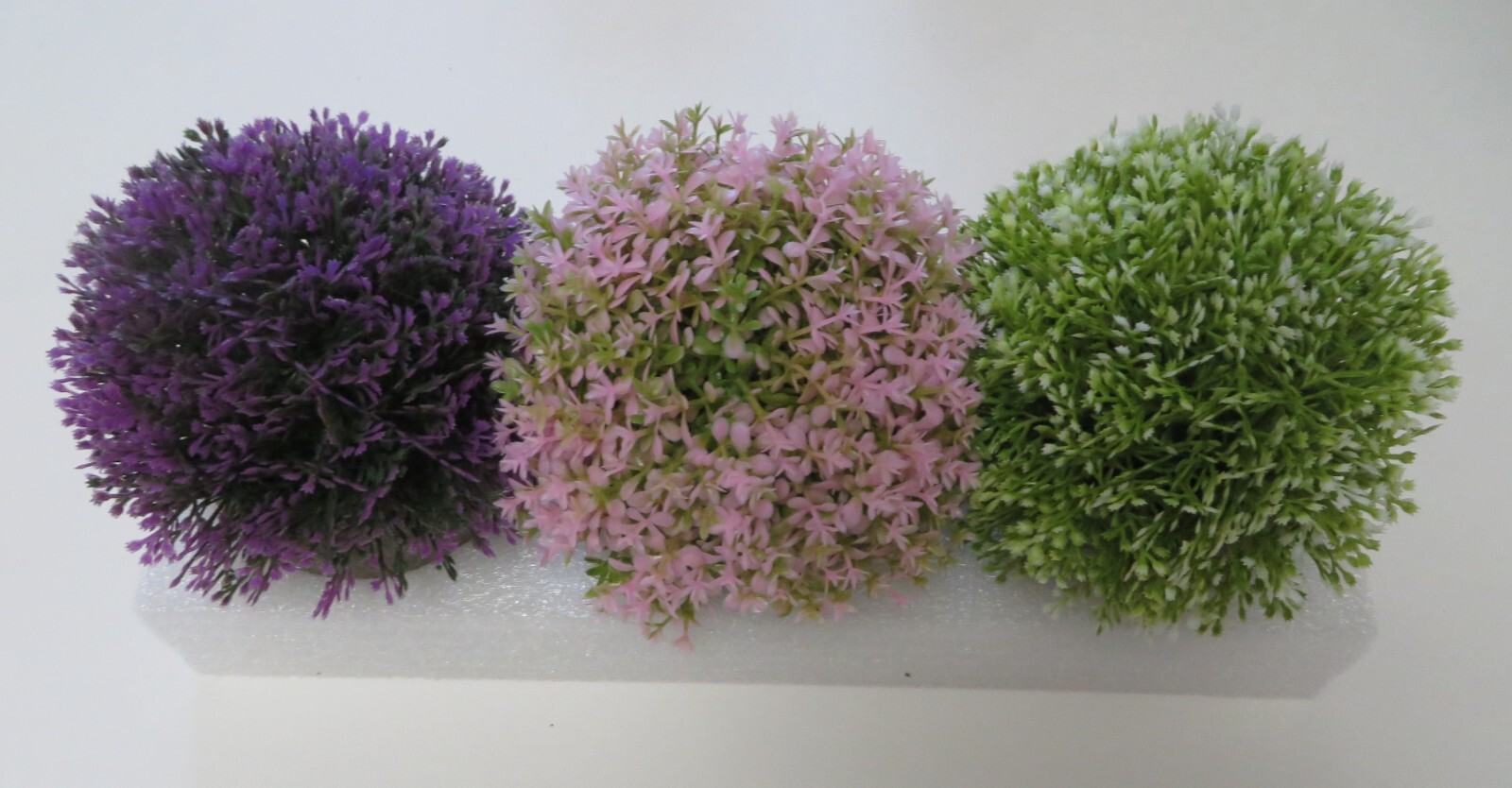 Artificial Plastic Mini Plants Unique Fake Fresh Green Grass Flower in Gray Pot
