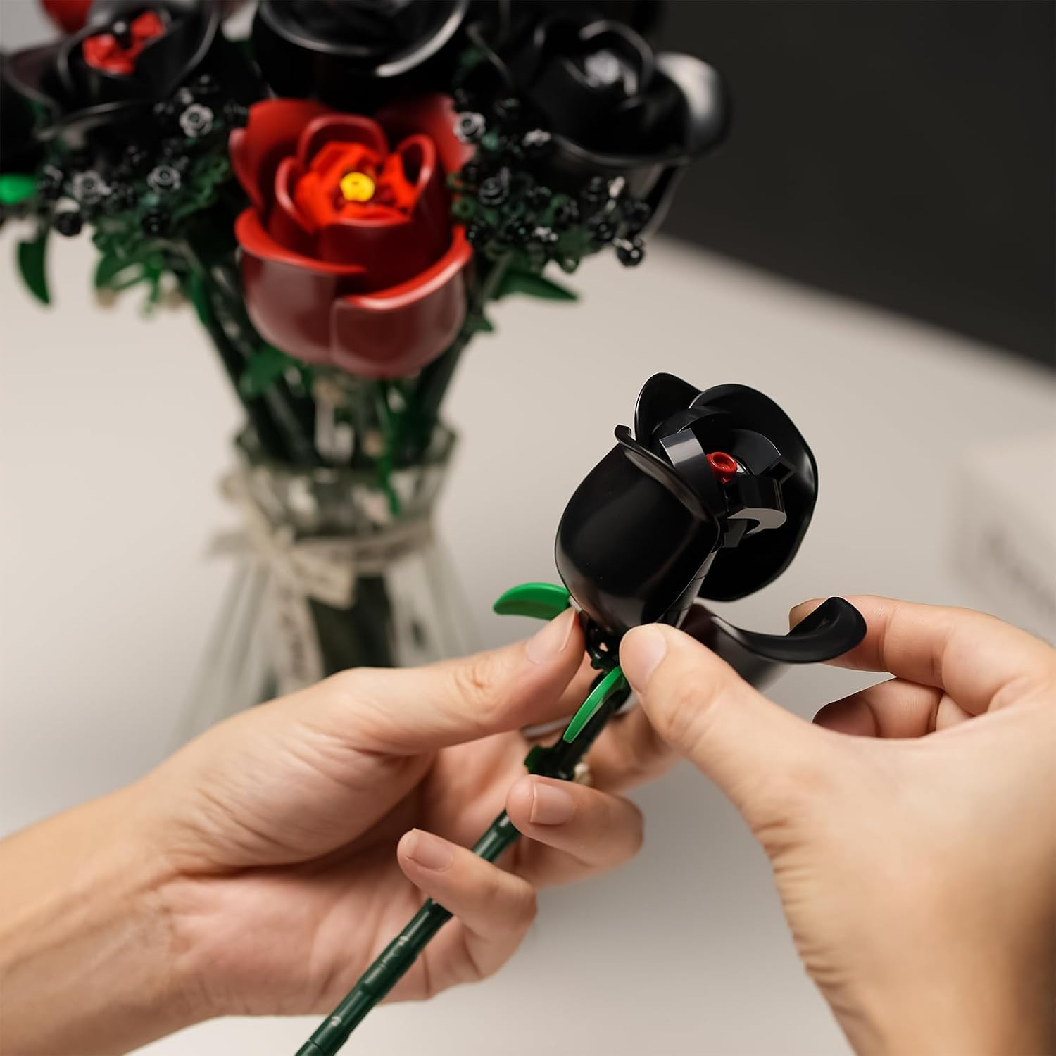 Flowers Bouquet Building Set for Adults, Botanical Collection, Black Roses