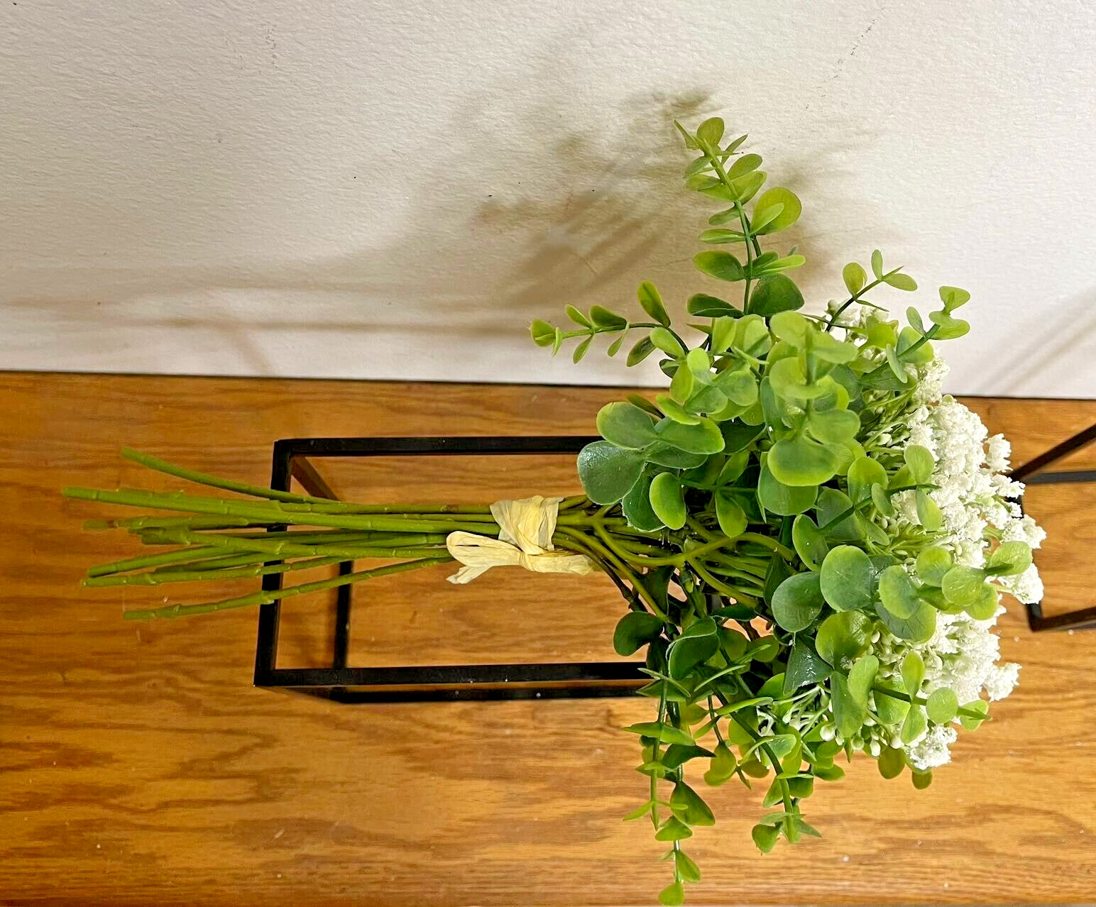 36pcs Baby Breath Artificial Flower White Gypsophila Silver Dollar Eucalyptus