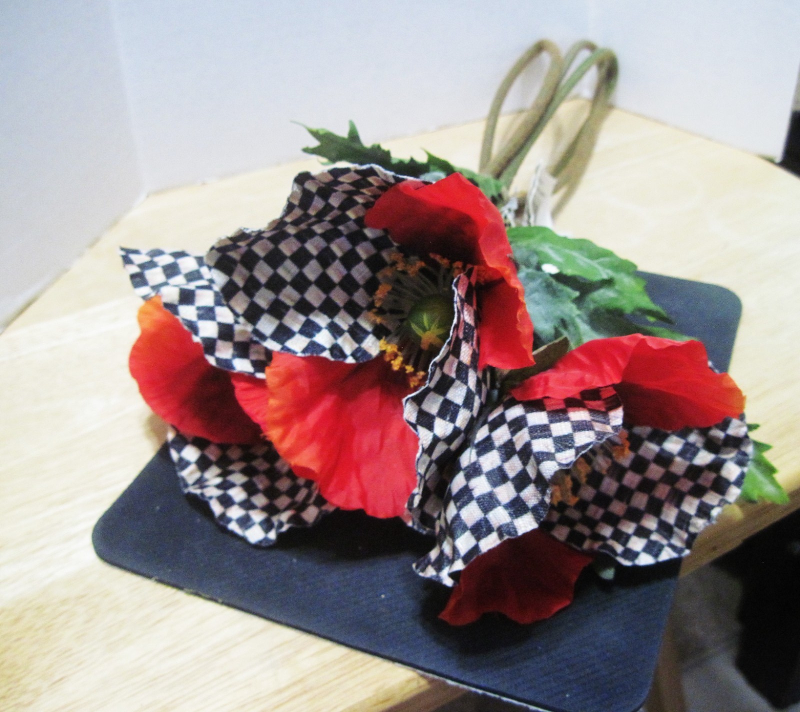 3~COURTLY CHECK & RED POPPY FLOWERS FLORAL STEMS NEW OLD STOCK MACKENZIE CHILDS