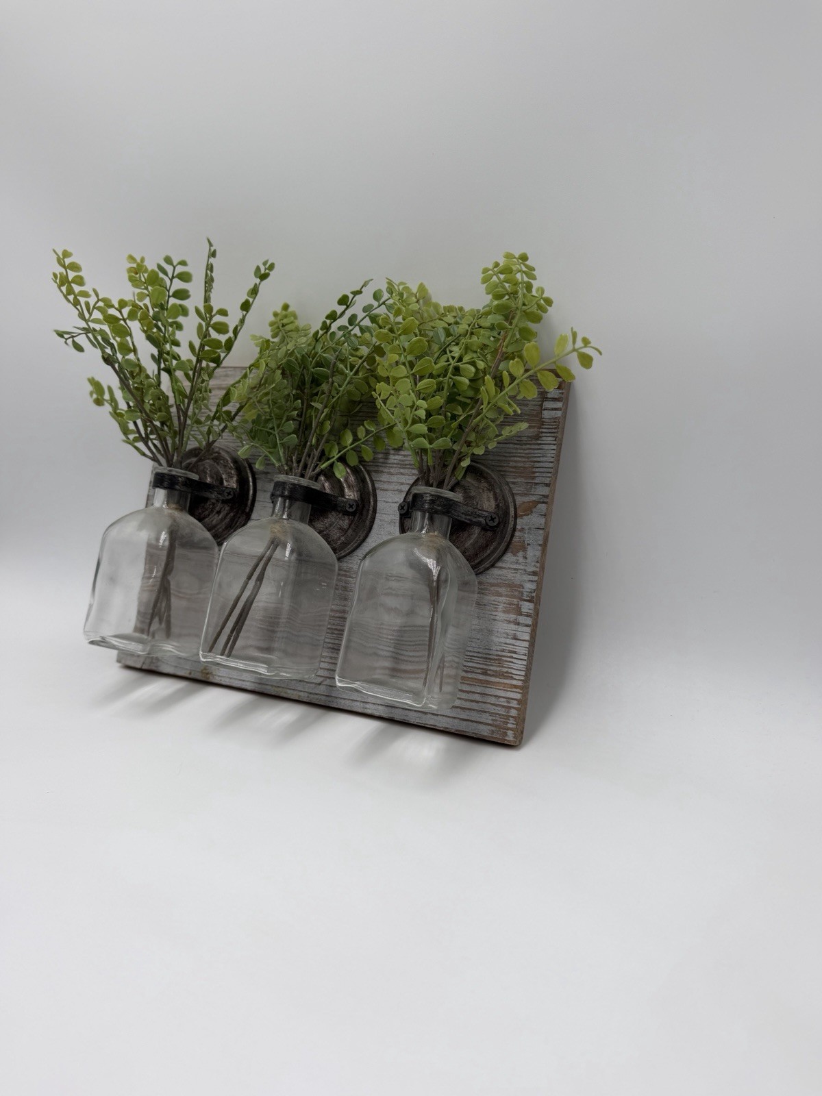 Rustic Farmhouse Wall Vase Decor Wood Panel 3 Glass Bottle Bud Vases Floral