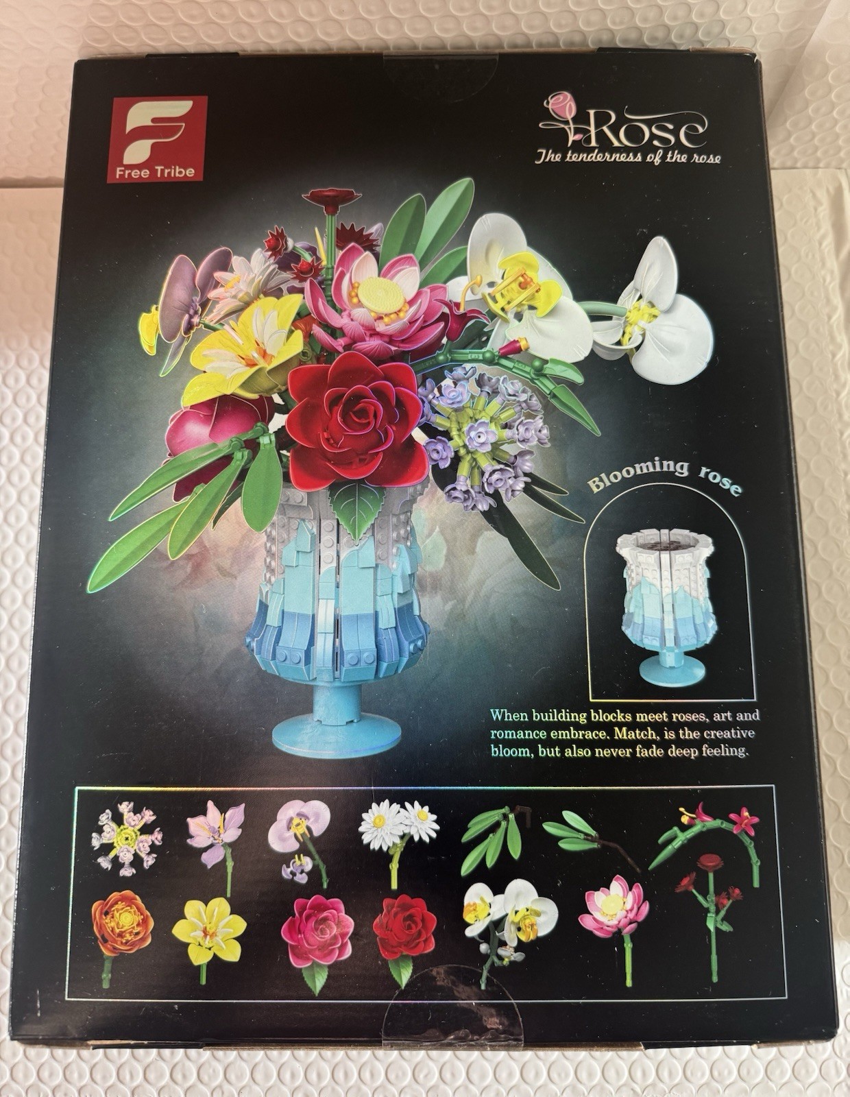 Roses Flowers Bouquet Building Set, Artificial Flore with Vase Compatible with L