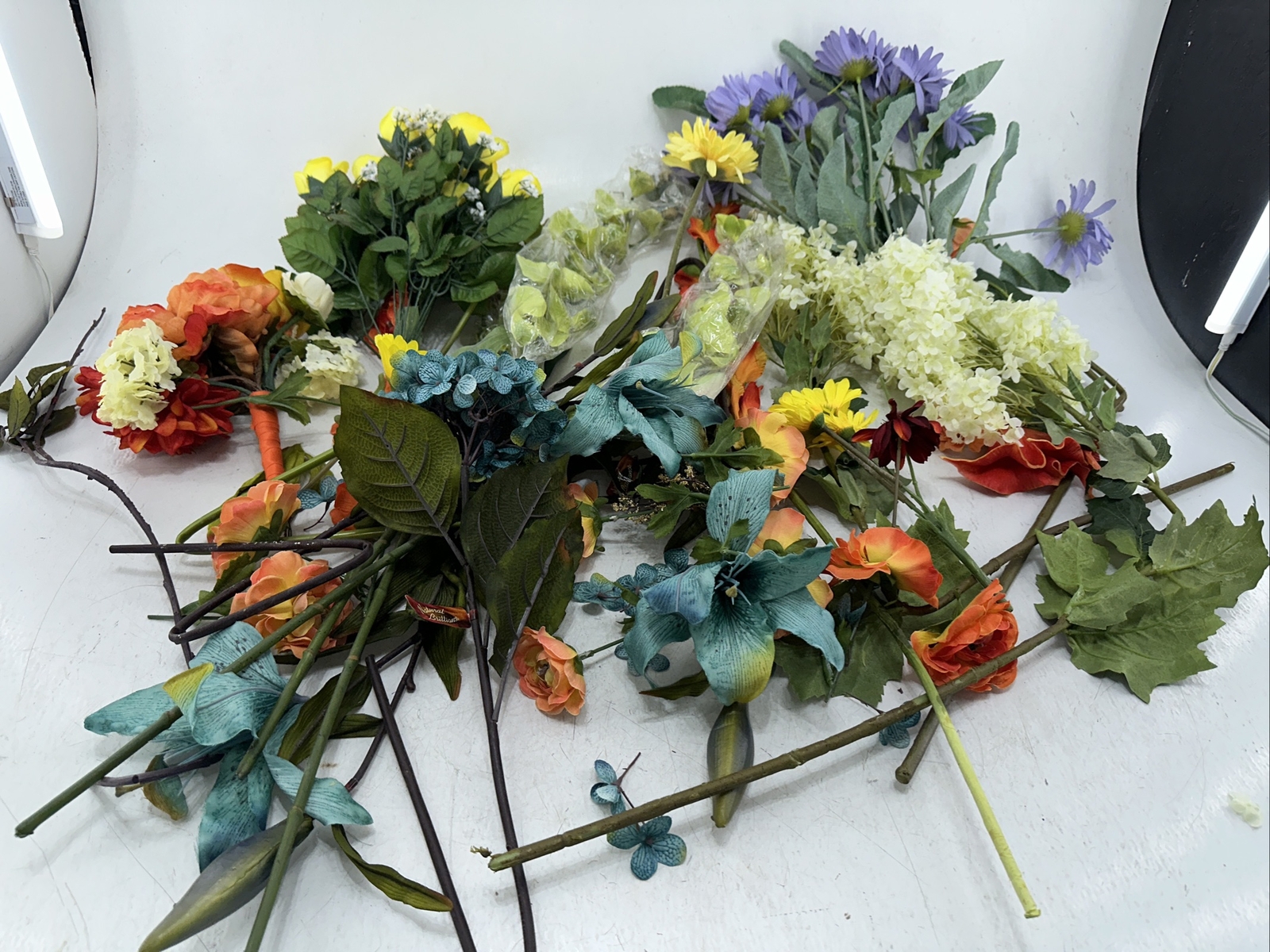 Artificial Flowers Mixed Lot Foliage Leaves Flowers Decor Wedding Party Holiday
