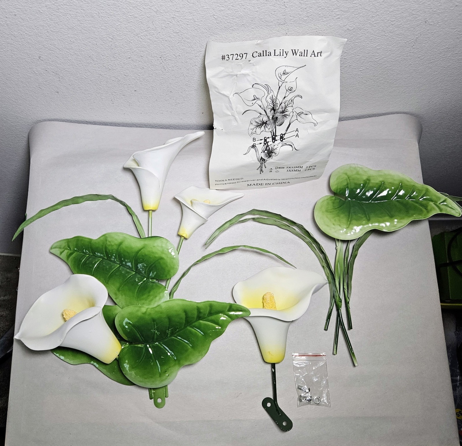 Calla Lily Ceramic Flower Tin Metal Leaves Wall Art Mount 21″x14″ Collection Etc