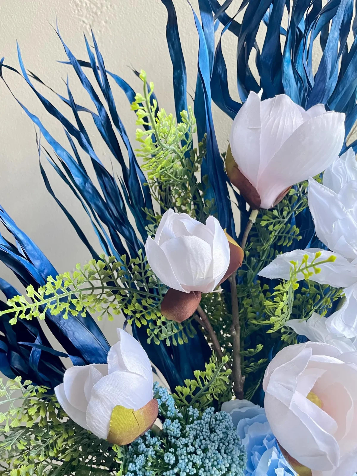 Blue & White Centerpiece Modern Home Decor Living Dining Room Bedroom Accent