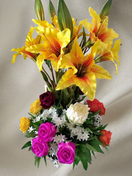 LARGE Spring Table Centerpiece