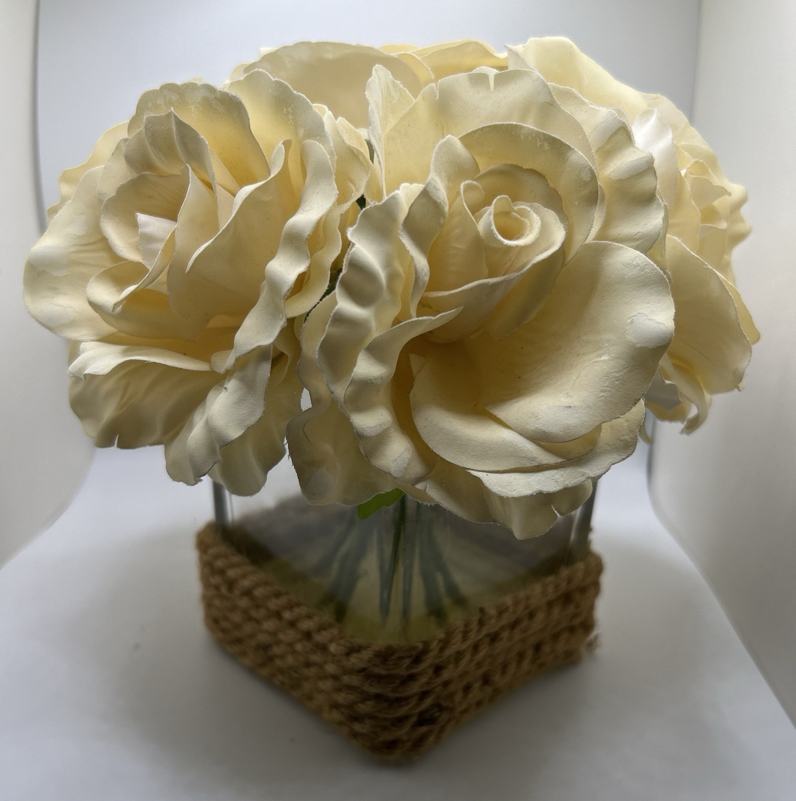 Rose Stems Floral Silk Roses In Glass Cube Rope Wrap Bottom