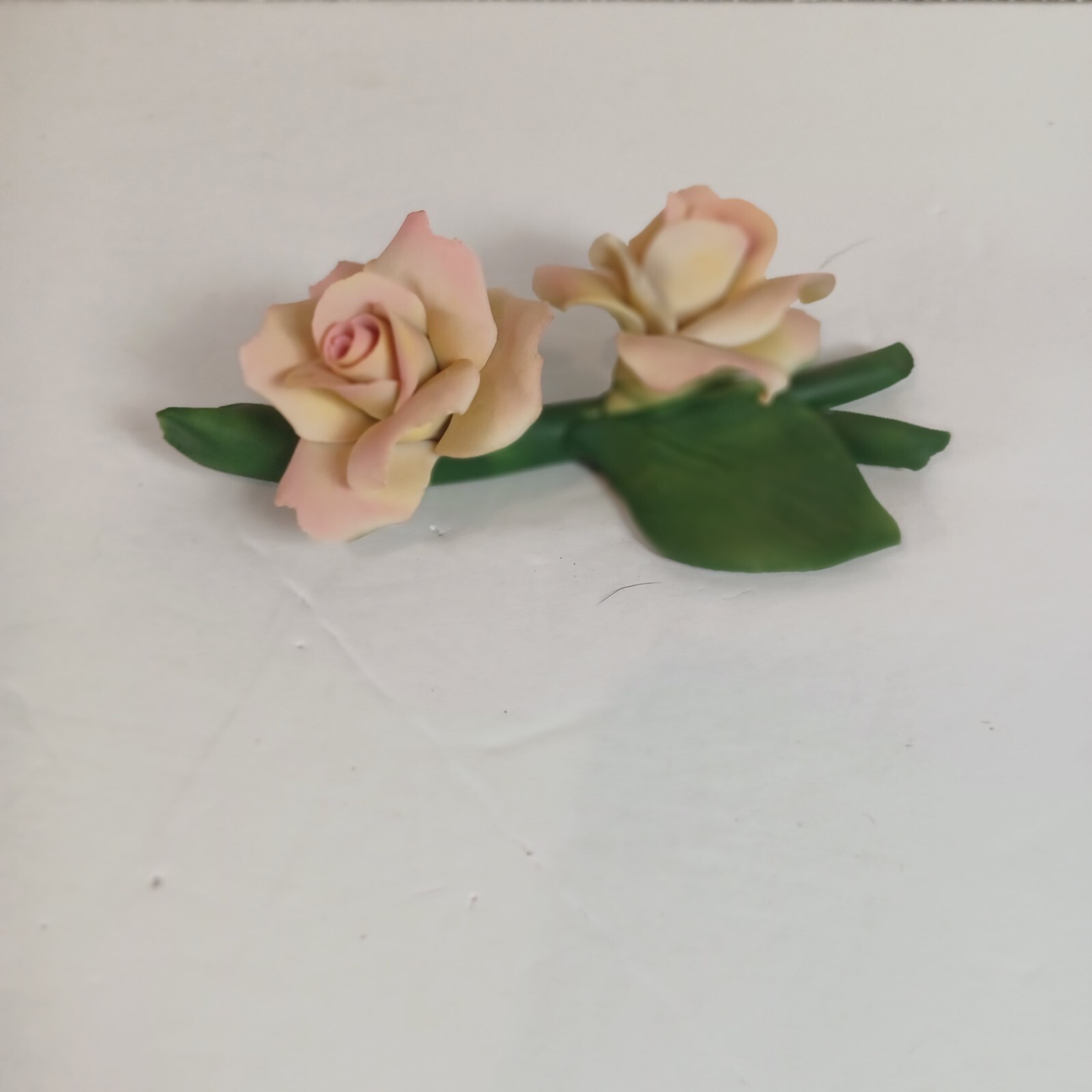 VINTAGE CAPODIMONTE PORCELAIN DOUBLE PINK ROSES BY NAPOLEON OF ITALY *READ*