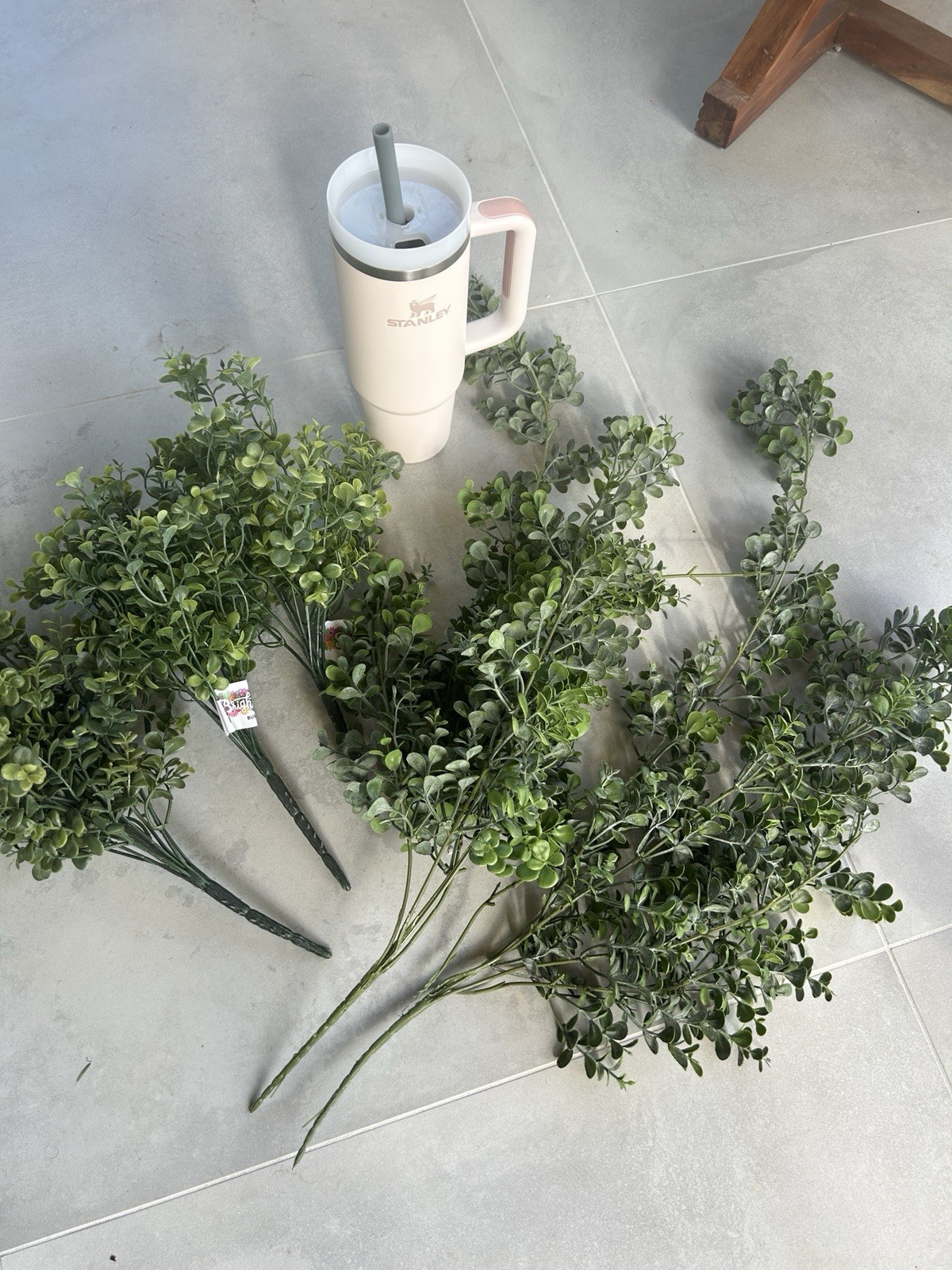 Artificial Flowers Plants Shrubs Fake Bushes Plastic Leaves 5 Pieces 12” & 24”