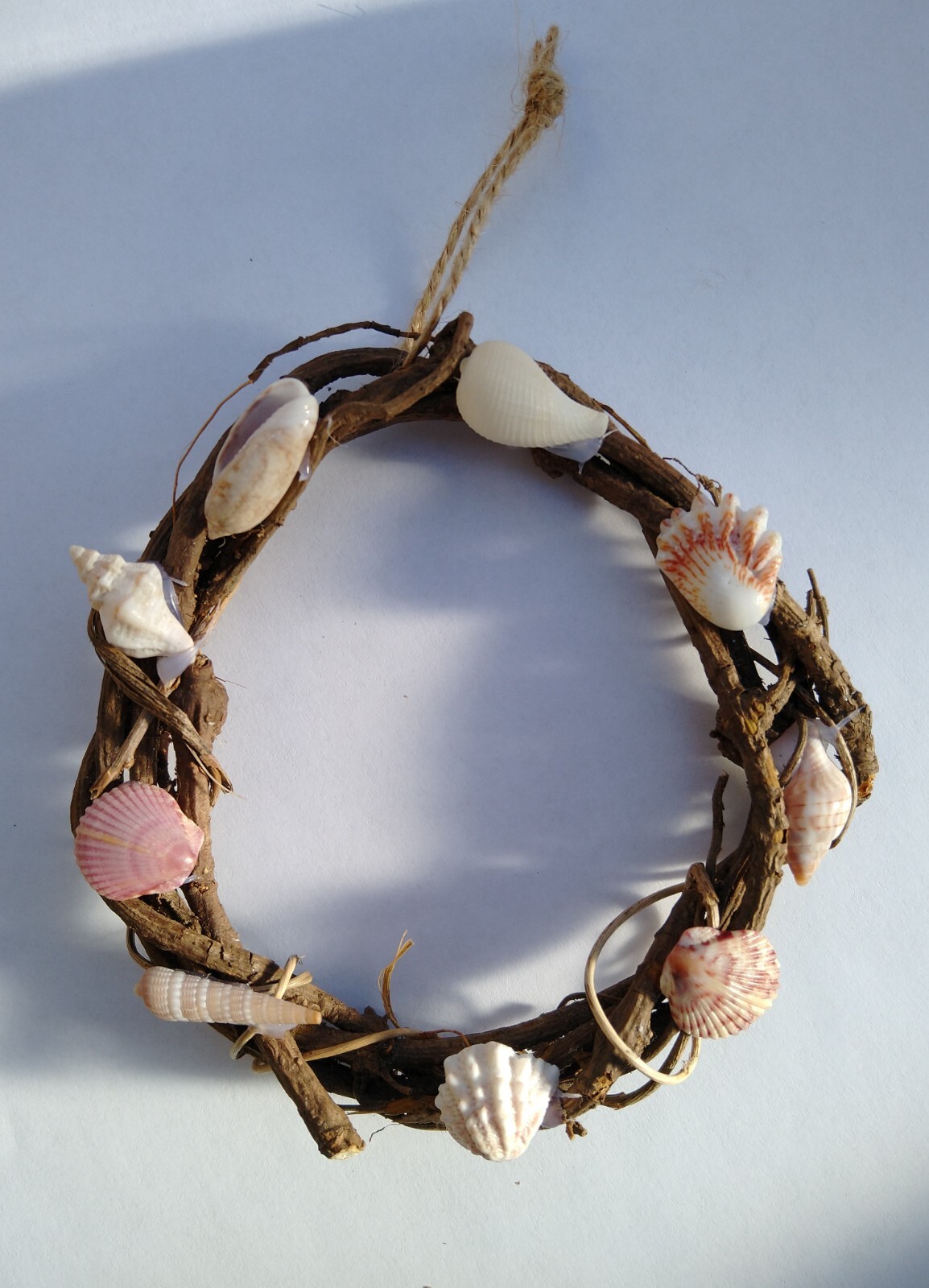 Charming hand made 4″ vine wreath w/ Sanibel Seashells tree ornament beach decor